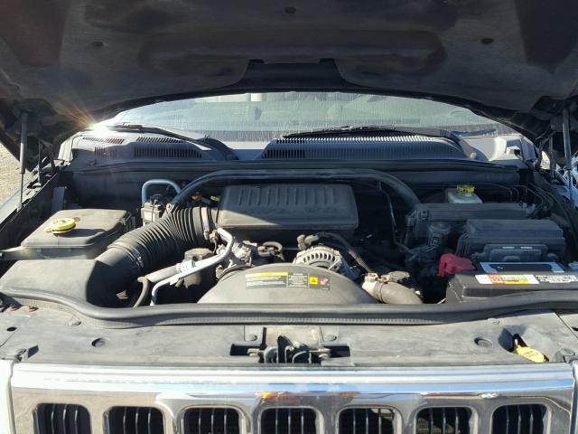 1J8HG58N16C179158 - 2006 JEEP COMMANDER BLACK photo 7