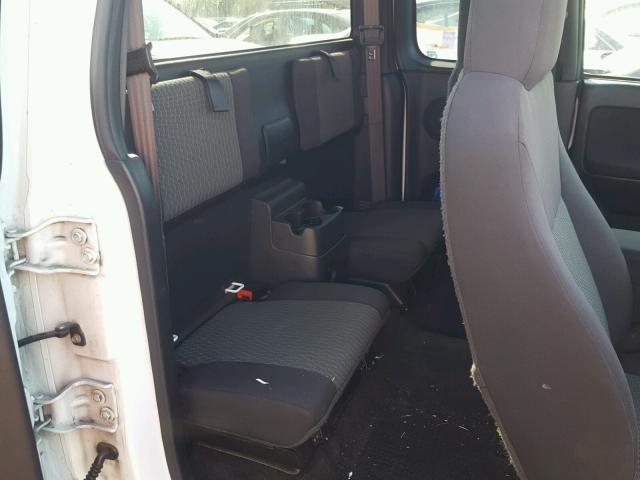 1GCESCFE9B8129900 - 2011 CHEVROLET COLORADO L WHITE photo 6