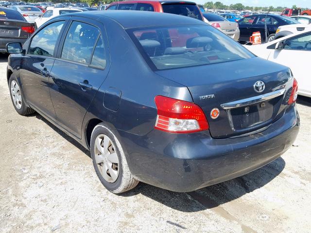 JTDBT923481288316 - 2008 TOYOTA YARIS GRAY photo 3