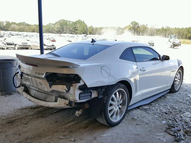 2G1FA1E37E9196962 - 2014 CHEVROLET CAMARO LS WHITE photo 4