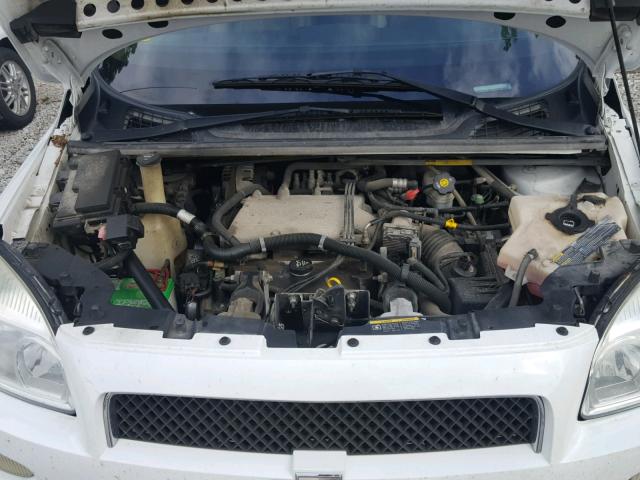 1GNDV23L35D232748 - 2005 CHEVROLET UPLANDER L თეთრი ფოტო 7