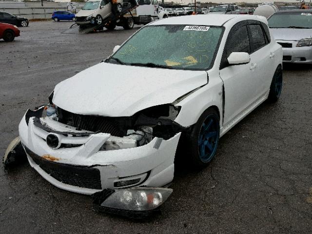 JM1BK34L281101071 - 2008 MAZDA SPEED 3 WHITE photo 2