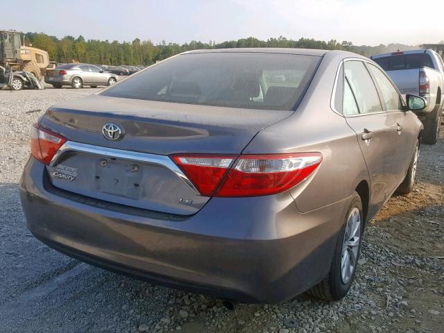 4T1BF1FK8FU038739 - 2015 TOYOTA CAMRY LE GRAY photo 4