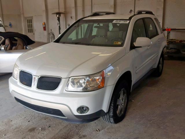 2CKDL73F966088606 - 2006 PONTIAC TORRENT WHITE photo 2