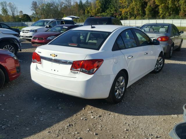 1G1PA5SG2E7154462 - 2014 CHEVROLET CRUZE LS WHITE photo 4