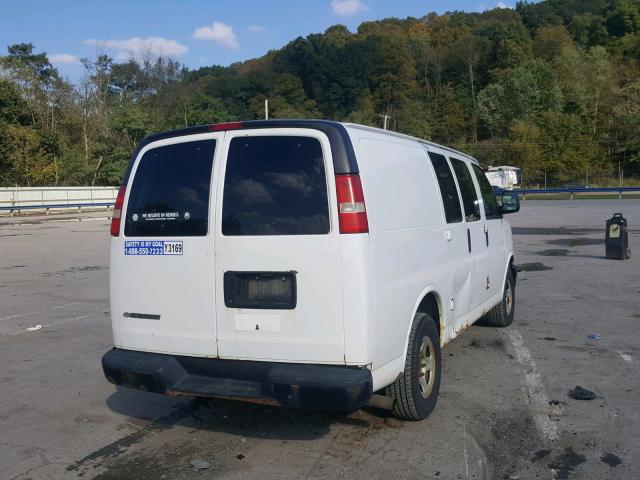 1GCFG15X781122300 - 2008 CHEVROLET EXPRESS G1 WHITE photo 4