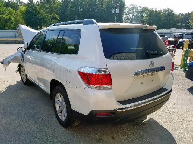 5TDZK3EH7BS048516 - 2011 TOYOTA HIGHLANDER WHITE photo 3