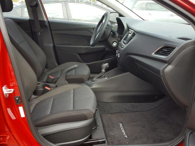 3KPC24A37KE040240 - 2019 HYUNDAI ACCENT SE RED photo 5