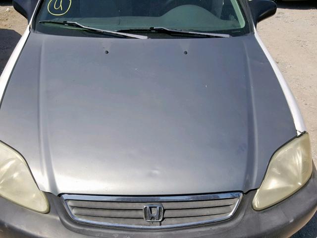 1HGEJ6122XL012313 - 1999 HONDA CIVIC DX WHITE photo 7