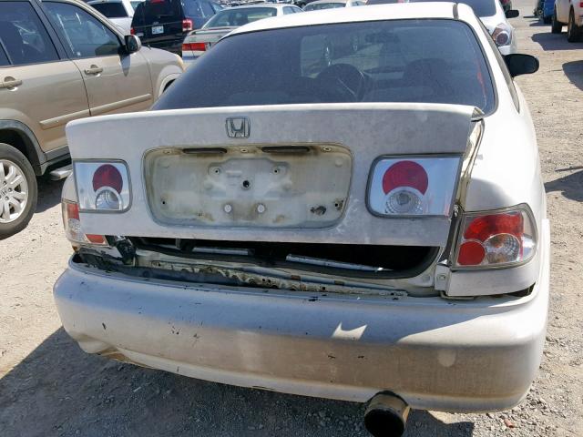 1HGEJ6122XL012313 - 1999 HONDA CIVIC DX WHITE photo 9