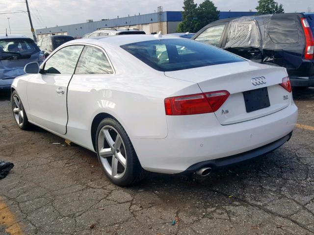 WAUDK78T19A005330 - 2009 AUDI A5 QUATTRO WHITE photo 3