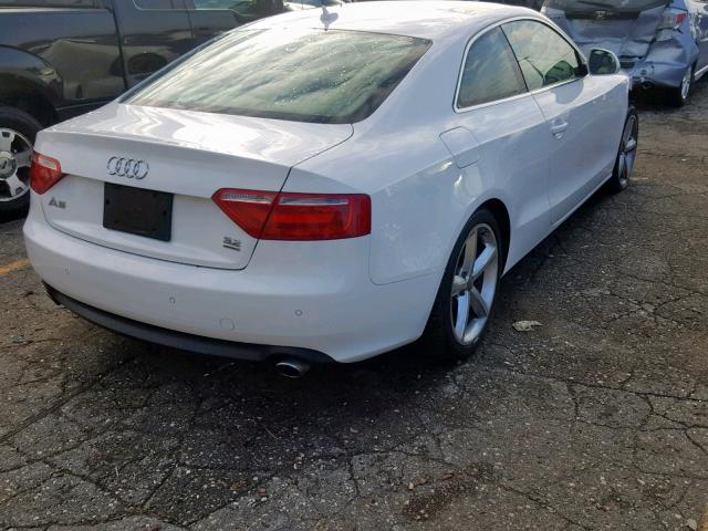 WAUDK78T19A005330 - 2009 AUDI A5 QUATTRO WHITE photo 4