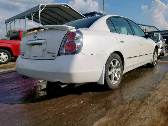 1N4BL11E65N460733 - 2005 NISSAN ALTIMA SE WHITE photo 4