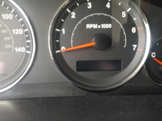 1J8HG58P47C529241 - 2007 JEEP COMMANDER GRAY photo 8