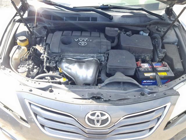 4T1BF3EK8AU074453 - 2010 TOYOTA CAMRY BASE GRAY photo 7