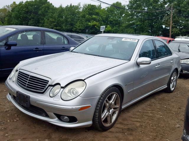 WDBUF76J75A622992 - 2005 MERCEDES-BENZ E 55 AMG SILVER photo 2