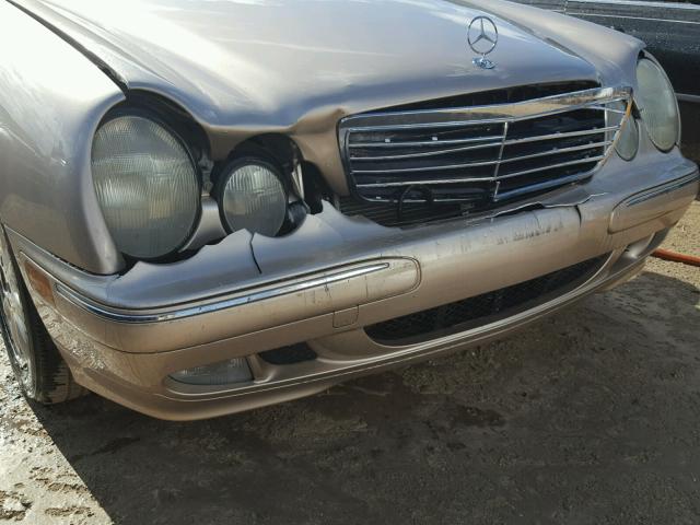 WDBJF65J31B388711 - 2001 MERCEDES-BENZ E 320 GOLD photo 9