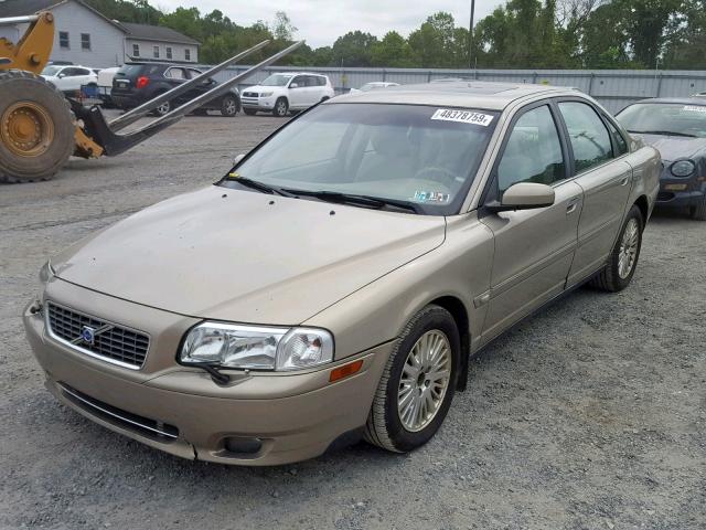 YV1TS92D141344605 - 2004 VOLVO S80 GOLD photo 2