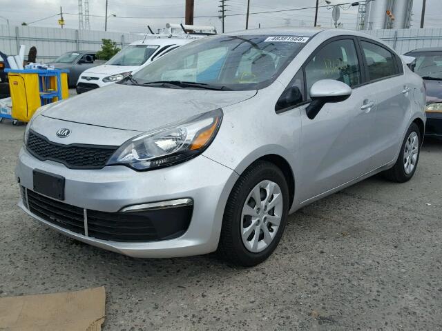 KNADM4A38G6648129 - 2016 KIA RIO LX SILVER photo 2