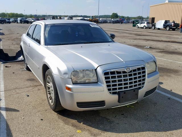 2C3JA43R95H123015 - 2005 CHRYSLER 300 SILVER photo 1