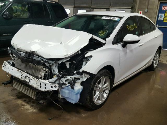 1G1BE5SM2G7312905 - 2016 CHEVROLET CRUZE LT WHITE photo 2