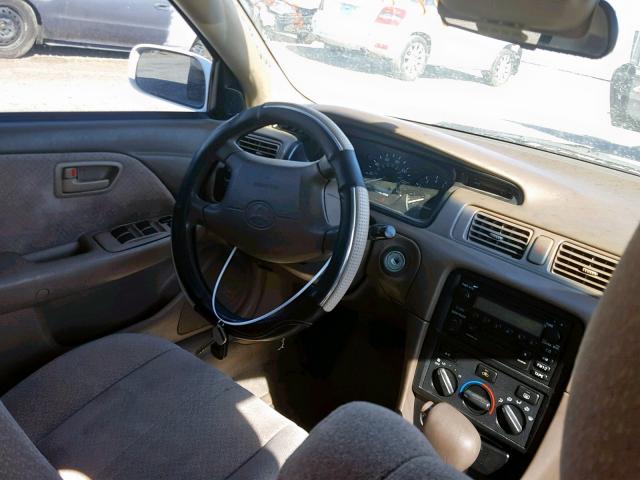 JT2BG22K6Y0442803 - 2000 TOYOTA CAMRY CE WHITE photo 9