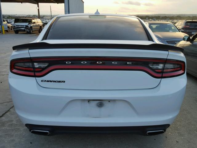 2C3CDXHG7HH643078 - 2017 DODGE CHARGER SX WHITE photo 9