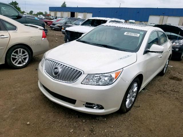 1G4GC5ERXCF158868 - 2012 BUICK LACROSSE WHITE photo 2