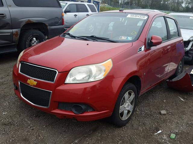 KL1TD66E39B371721 - 2009 CHEVROLET AVEO LS RED photo 2