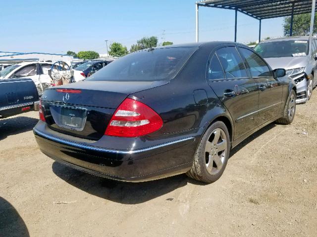 WDBUF65JX3A142132 - 2003 MERCEDES-BENZ E 320 BLACK photo 4