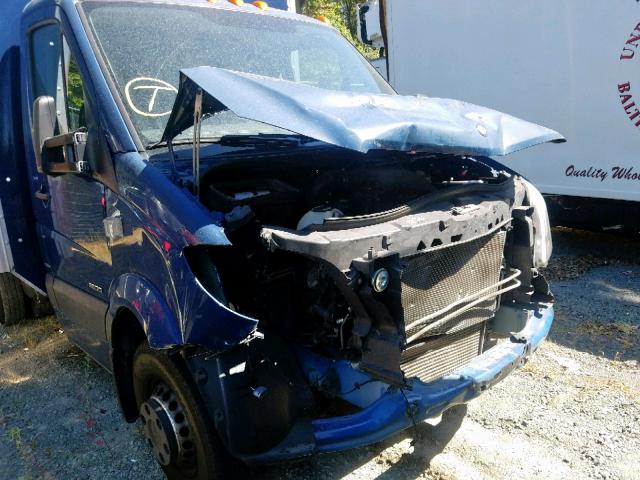 WDAPF3CC7E9589543 - 2014 MERCEDES-BENZ SPRINTER 3 BLUE photo 9