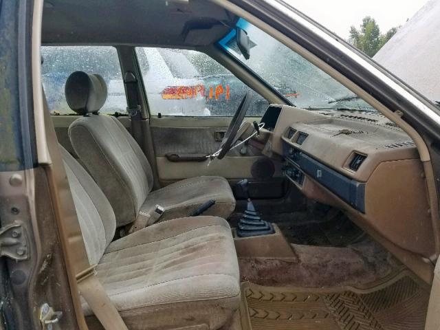 JN1PB11S3GU156229 - 1986 NISSAN SENTRA BROWN photo 5