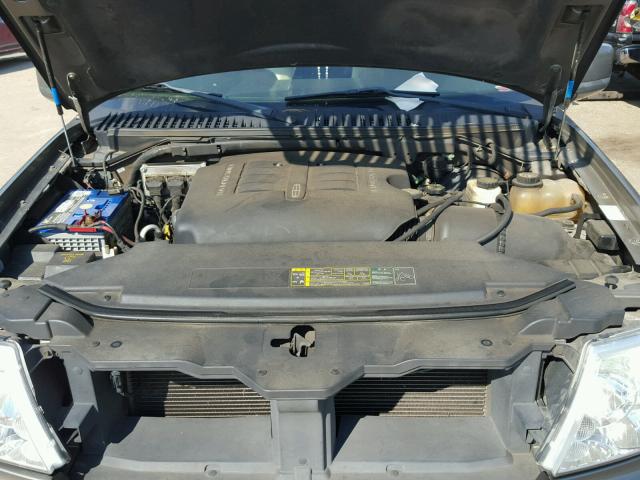 5LMFU28R63LJ28493 - 2003 LINCOLN NAVIGATOR 绿色 照片 7