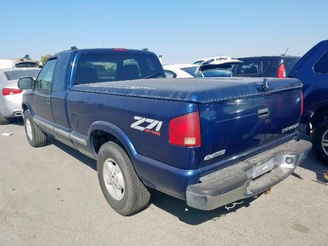 1GCDT19X338151421 - 2003 CHEVROLET S-10 PU BLUE photo 3