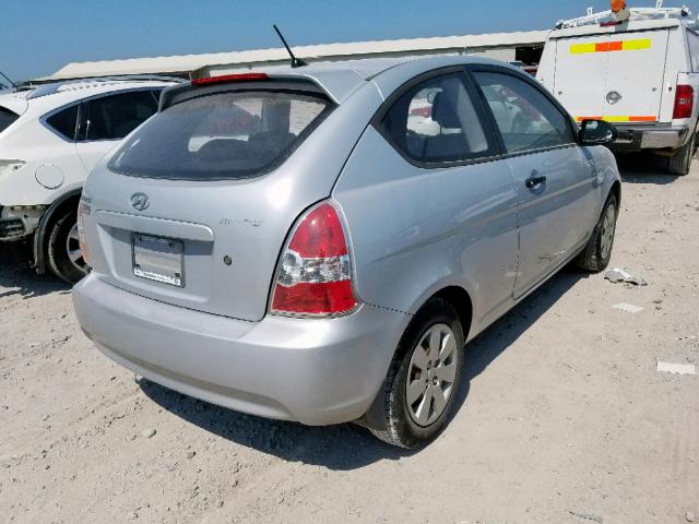 KMHCM36C38U064859 - 2008 HYUNDAI ACCENT GS SILVER photo 4