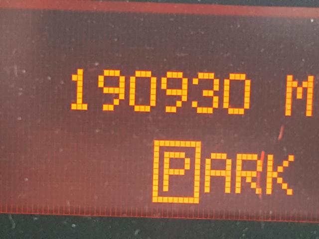 2G2WP522251228695 - 2005 PONTIAC GRAND PRIX SILVER photo 8