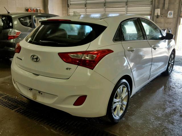 KMHD35LE9DU029021 - 2013 HYUNDAI ELANTRA GT WHITE photo 4