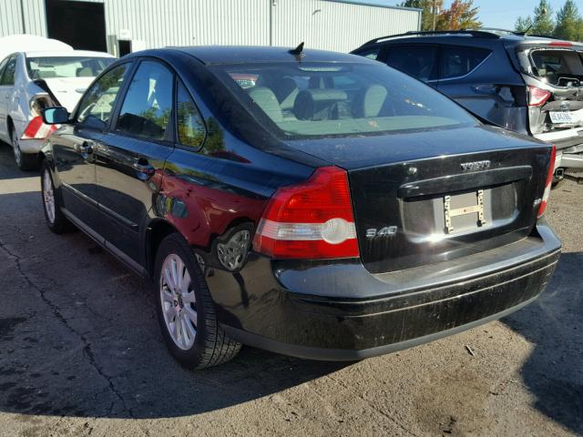 YV1MS382452045807 - 2005 VOLVO S40 2.4I BLACK photo 3