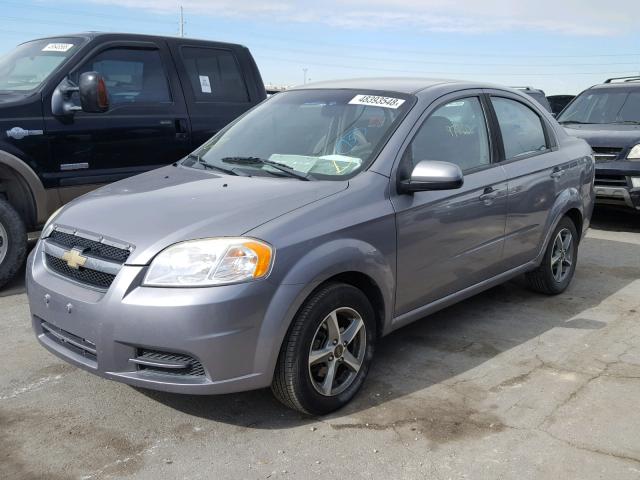 KL1TD5DE0AB063018 - 2010 CHEVROLET AVEO LS GRAY photo 2
