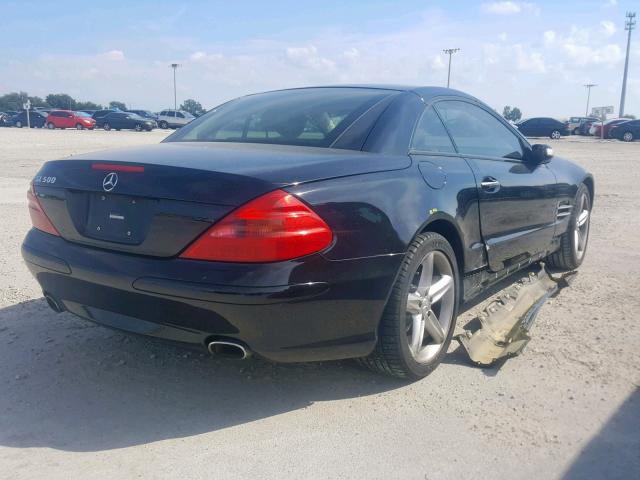 WDBSK75F55F091407 - 2005 MERCEDES-BENZ SL 500 BLACK photo 4