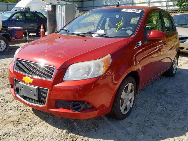 KL1TD66E79B628833 - 2009 CHEVROLET AVEO LS RED photo 2