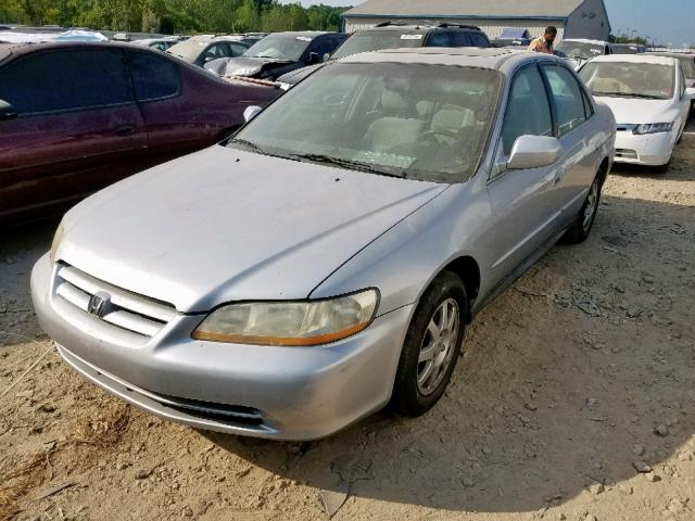 1HGCG567X2A109252 - 2002 HONDA ACCORD SE SILVER photo 2