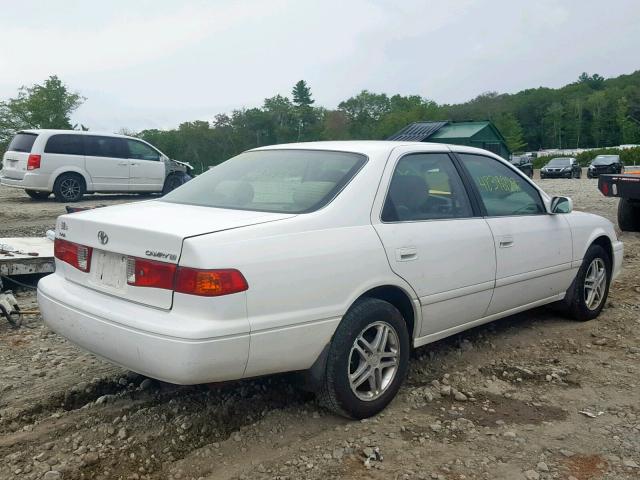 JT2BG22K6Y0409736 - 2000 TOYOTA CAMRY CE WHITE photo 4