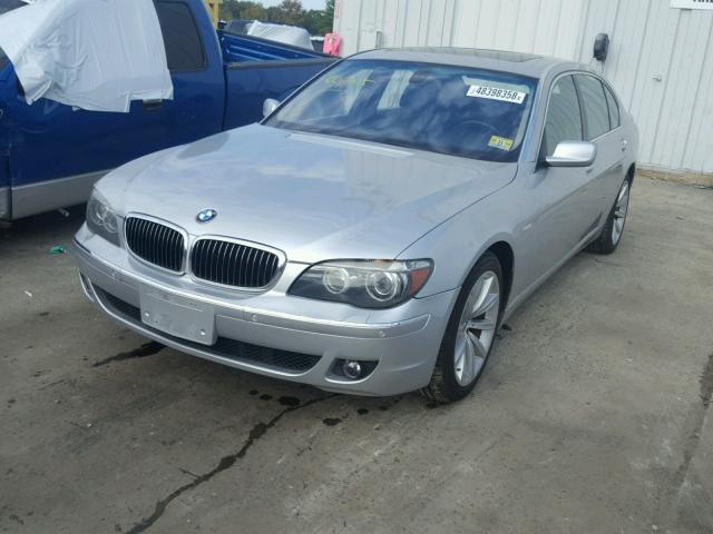 WBAHN83567DT71870 - 2007 BMW 750 SILVER photo 2