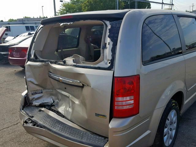 2A8HR44H88R744035 - 2008 CHRYSLER TOWN & COU BEIGE photo 9