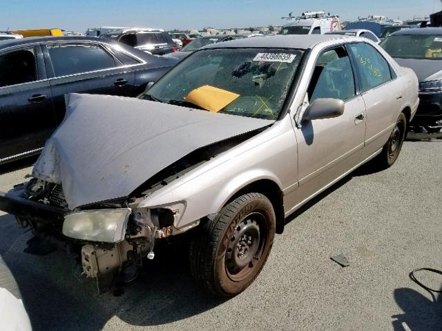 4T1BG22K51U079170 - 2001 TOYOTA CAMRY CE GOLD photo 2