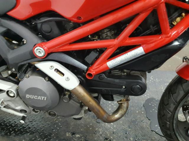 ZDM1RADN79B003960 - 2009 DUCATI MONSTER 69 RED photo 5