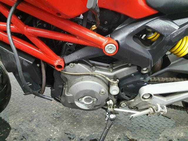 ZDM1RADN79B003960 - 2009 DUCATI MONSTER 69 RED photo 6