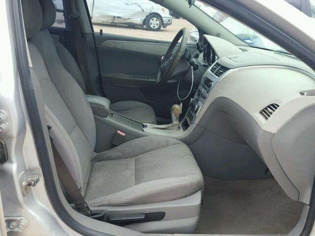 1G1ZC5E08AF180839 - 2010 CHEVROLET MALIBU 1LT SILVER photo 5