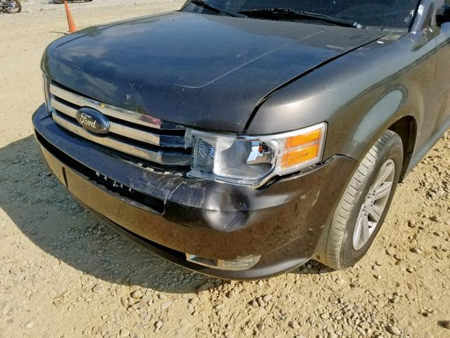 2FMGK5BCXBBD23689 - 2011 FORD FLEX SE GRAY photo 9